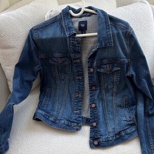 GAP Women's Classic Blue Jean Jacket